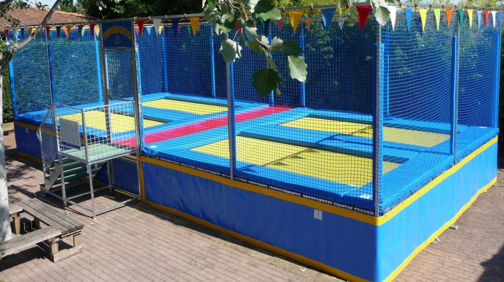 TRAMPOLINES enfants